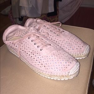 Perforated soft espadrilles lace up trainers